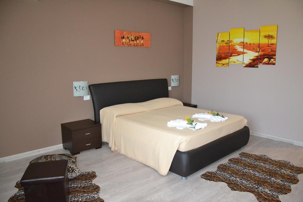 Fly In The World B&B Fiumicino Værelse billede